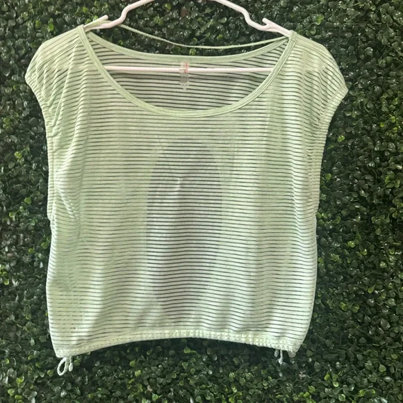 FP MOVEMENT by FREE PEOPLE TIE AND TRUE ATHLETIC TOP - Picture 3 of 10